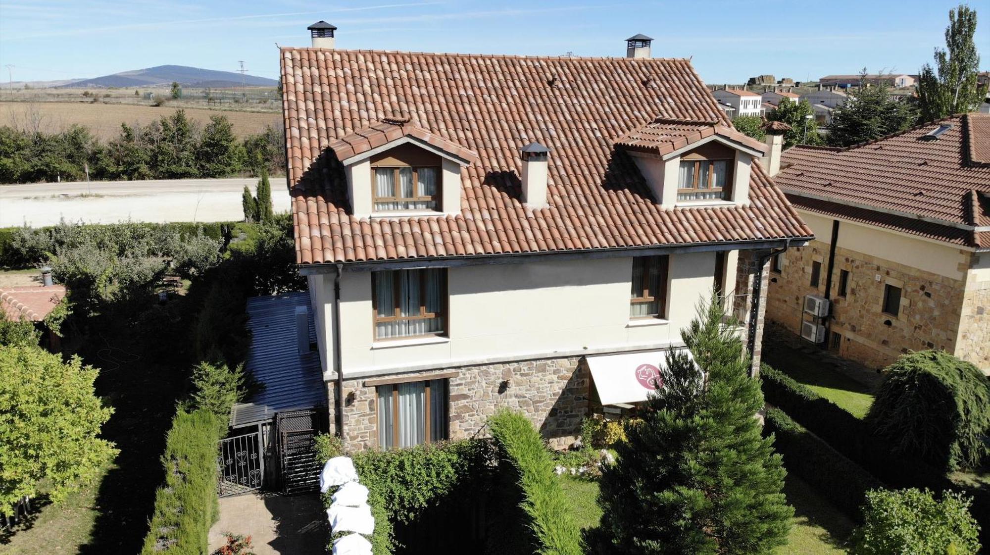 Casa Rural Portal De Numancia Ll Garray Bagian luar foto